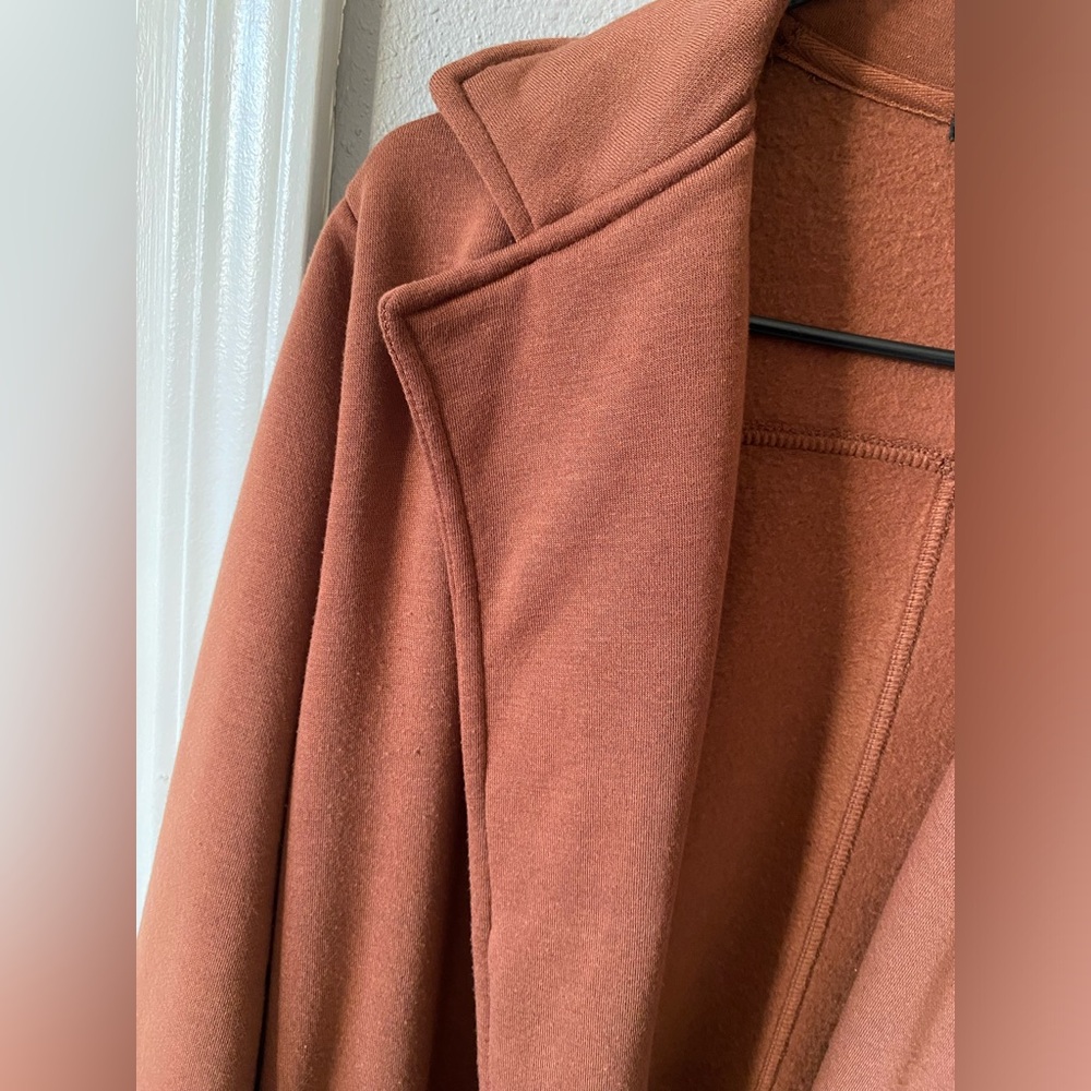 Stylish Burnt Orange Brown Long Coat Medium NWOT - Picture 13 of 14